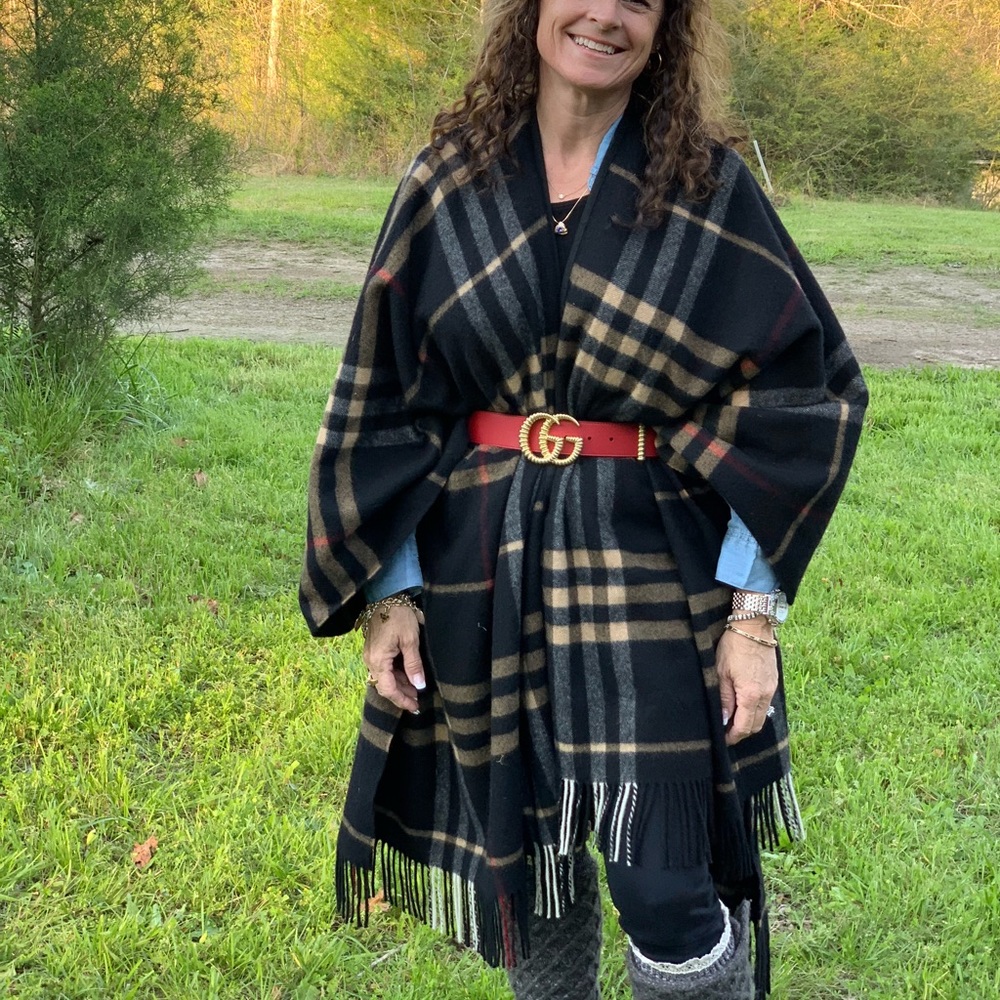 Burberry Black Nova Check Shawl